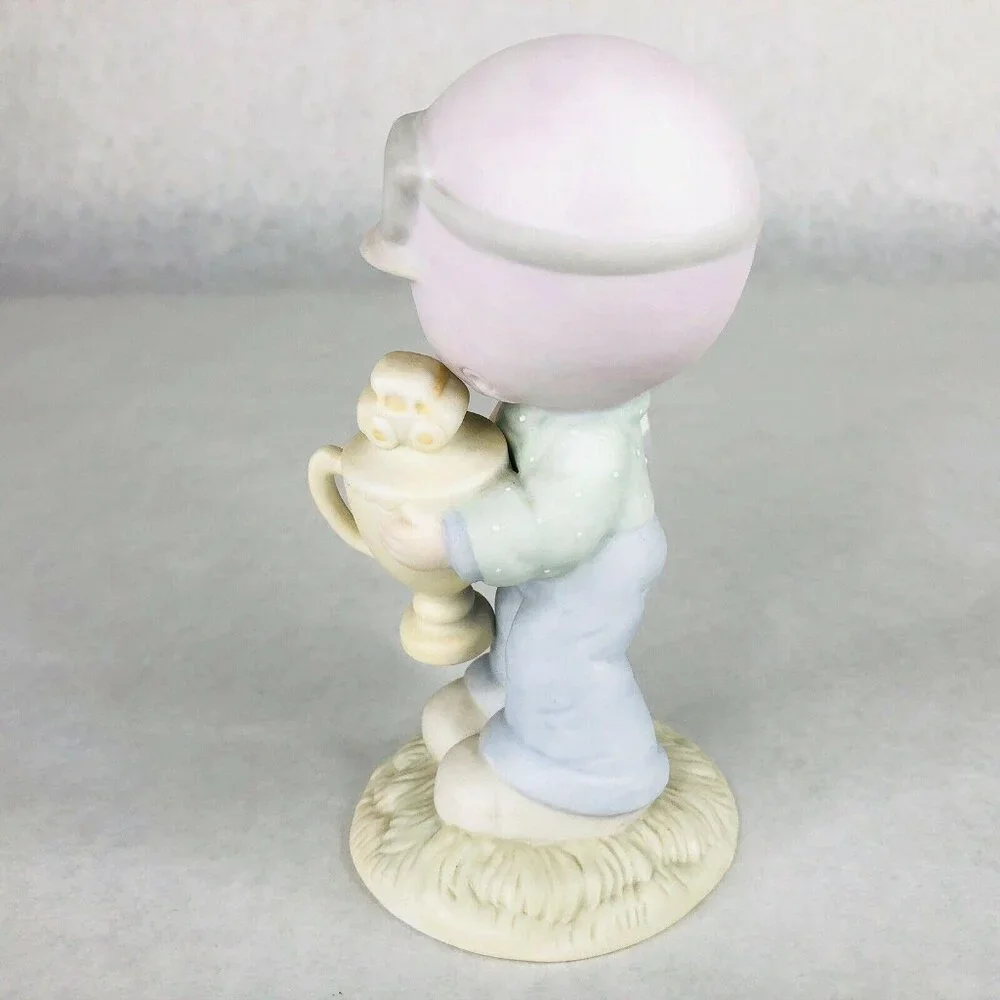 1984 Precious Moments Collector Club Trust in the Lord to‎ the Finish Figurine